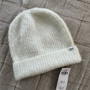 Abercrombie & Fitch Women’s Beanie